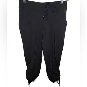 Lucy Black Cropped Ankle Pants - S Small , Regular